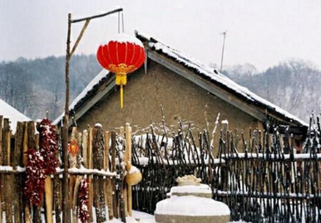 以前的东北人是怎样过冬的，这几张照片带你回到那时的农村生活
